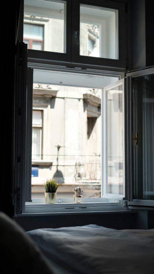 Mint Boutique Studio Apartments 萨格勒布 外观 照片